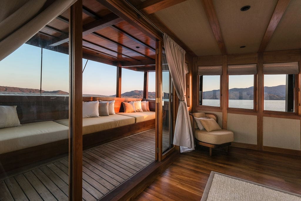 Celestia-Cabin-Master-02