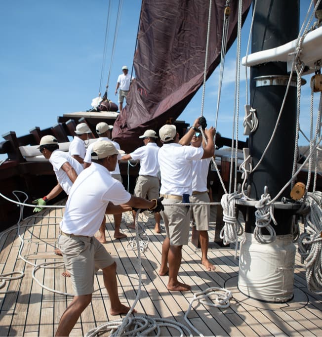 Dunia Baru Navigation and Safety